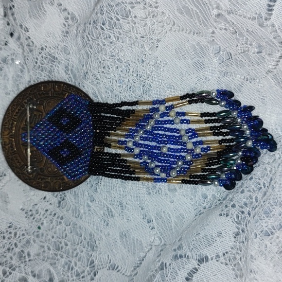 Unusual Aztec Broach - Picture 5 of 7